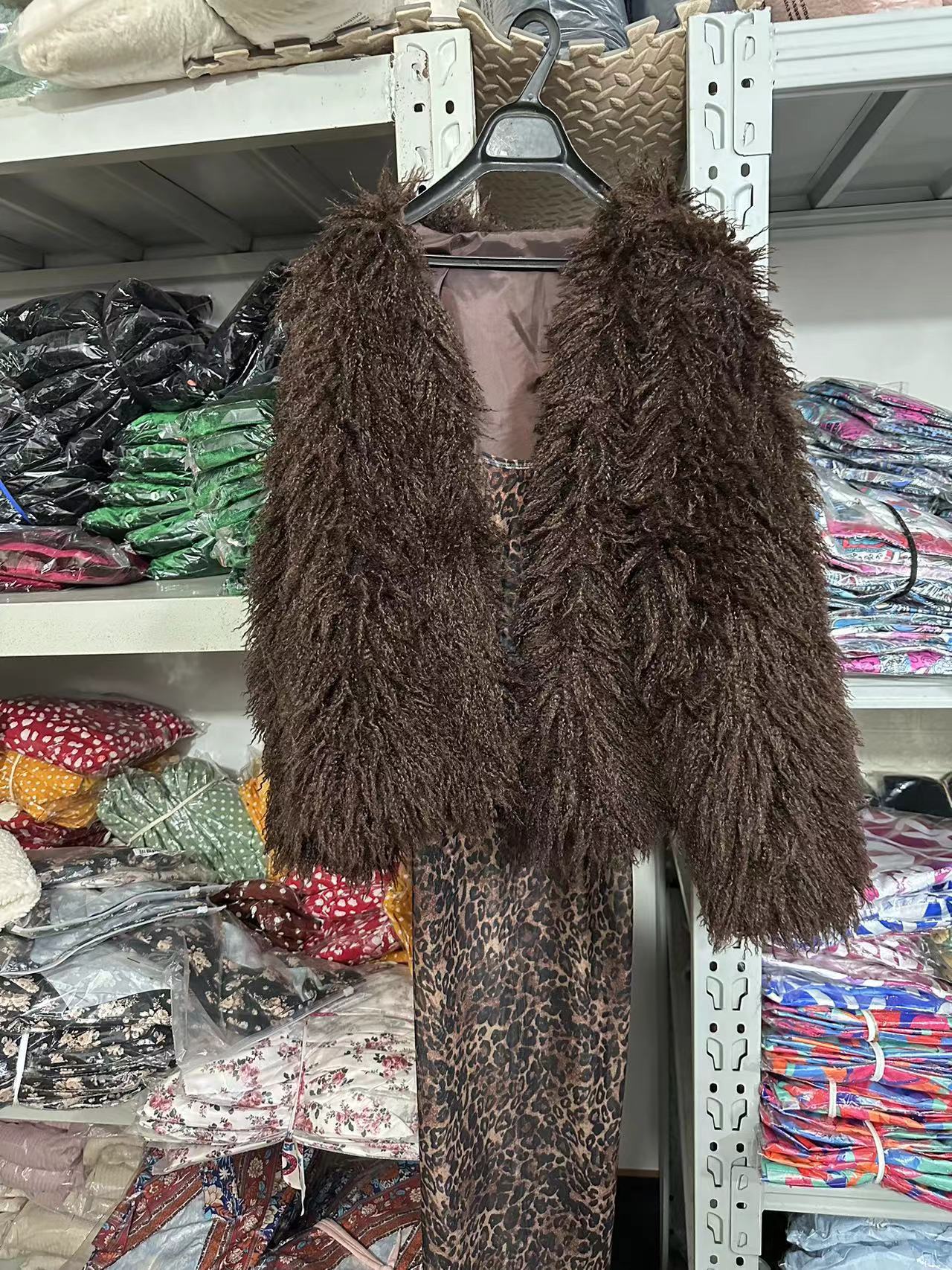 Street Wave Luxurious Faux Fur Vest For Women Plush And Voluminous Glam Fashion Statement Piece