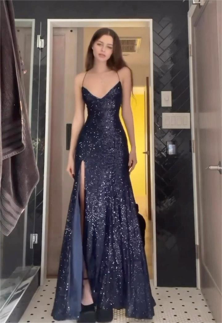 Glamorous Sequin Evening Dress For Women By Street Wave With Luxurious Paillette Embellishment And Elegant Slit