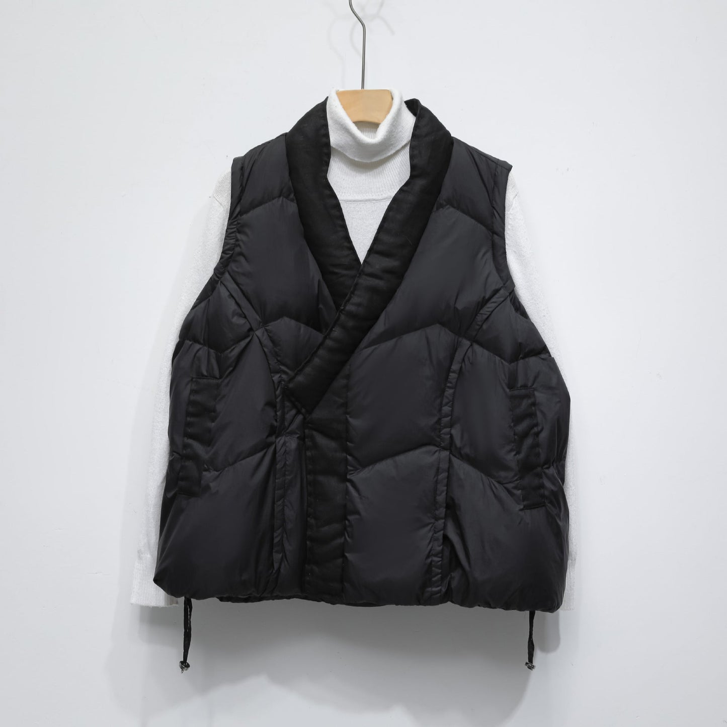 Street-Wave Women's Reversible Winter Vest With Quilted Warmth And Casual Fit For Everyday Wear