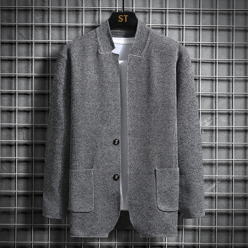 Streetwave Women's Elegant Jacket With Structured Design And Practical Pockets For Everyday Wear