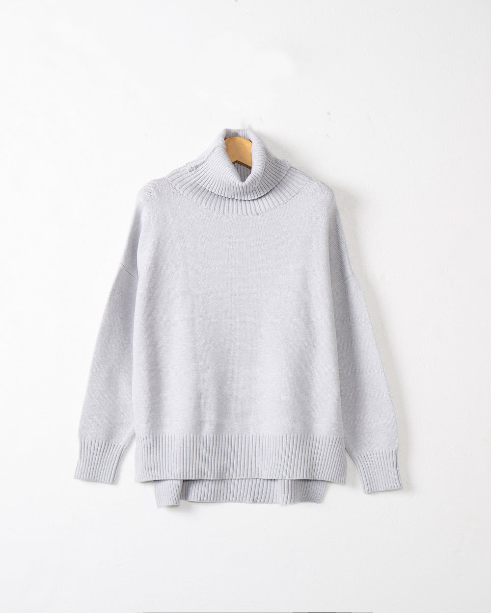 Street-Wave Women's Turtleneck Sweater With Relaxed Fit Soft Knit Cozy All-Day Comfort