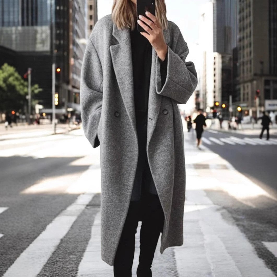 Street-Wave Women's Oversized Wool Coat With Modern Accents And Double Button Closure Timeless Warmth