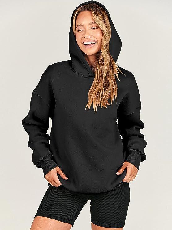 Street-Wave Women's Cozy Oversized Hoodie Soft Cotton Comfort Relaxed Fit Everyday Streetwear Essential