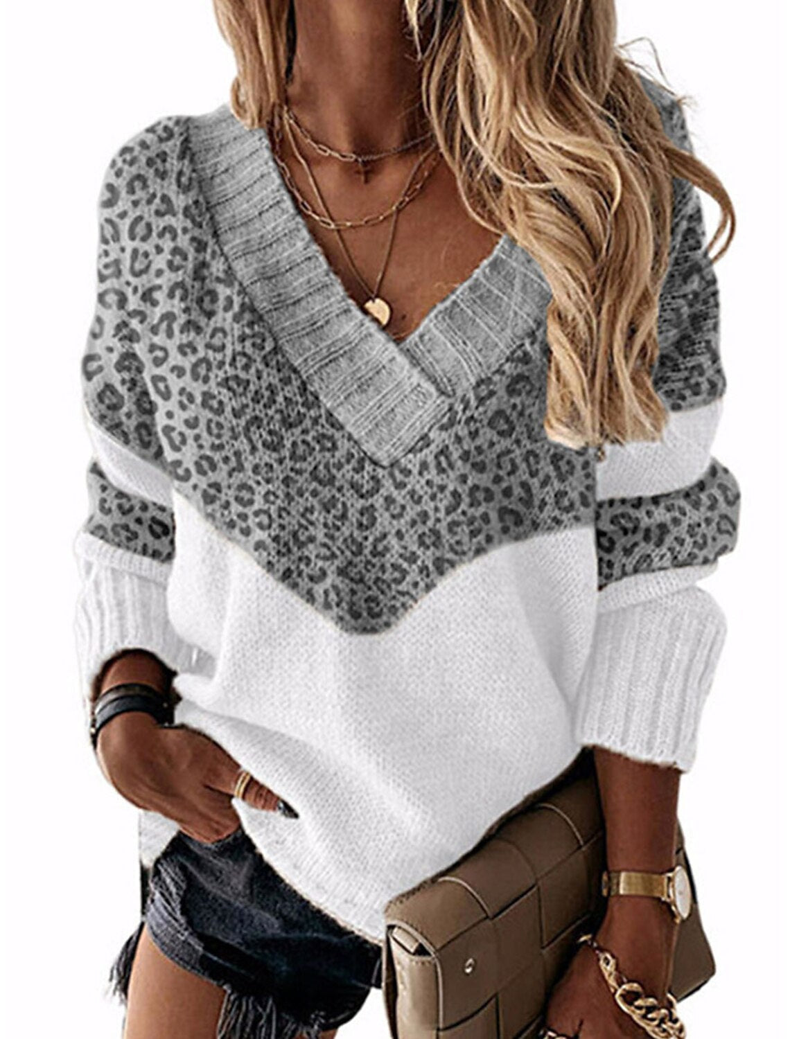 Street-Wave Women Leopard Print V Neck Sweater Soft Knit Cozy Warmth for Chic Comfort