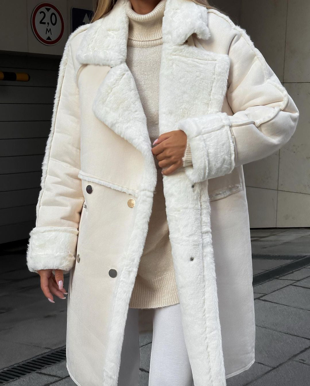 Street-Wave Suede Leather Coat With Fleece Collar For Women, Luxurious Warmth, Figure-Flattering Fit