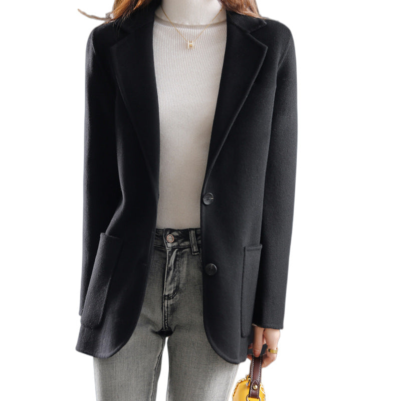 Street-Wave Womens Elegant Minimalist Wool Blazer For Office Or Evening Wear Versatile