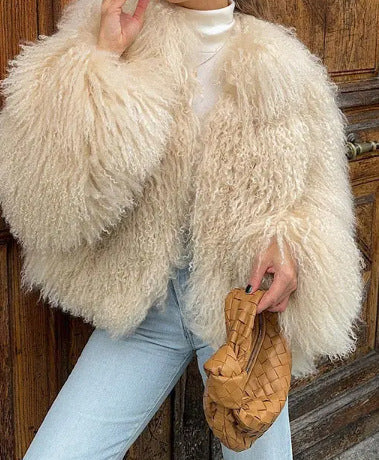 Street-Wave Women Fluffy Cozy Faux Fur Jacket For Warm Comfort And Modern Style Everyday Wear