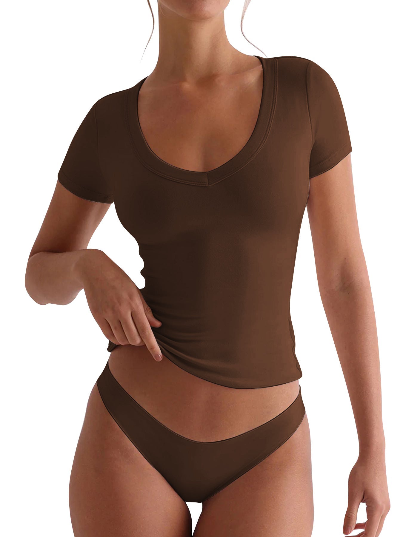 Street-wave Women's Fitted V-Neck T-Shirt Short Sleeves With Figure-Flattering Fit