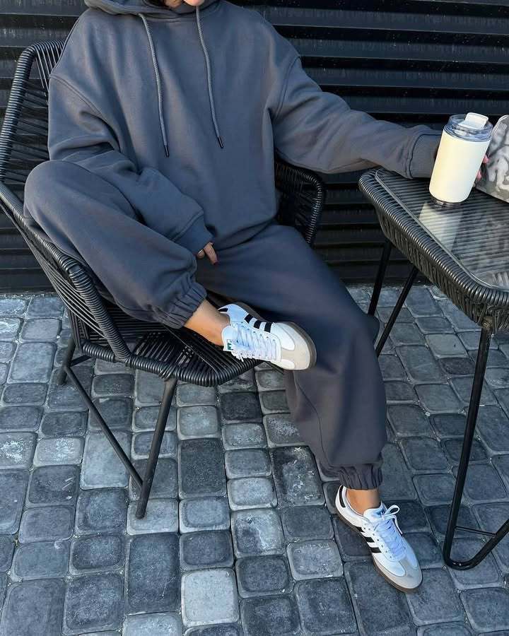 Streetwave Women's Oversized Jogging Suit Cozy Comfort With Relaxed Fit For Casual Everyday Wear
