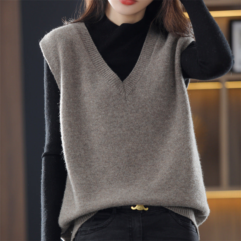 Street-Wave Womens Sleeveless Knit Vest V Neck With Fine Texture For Modern Women