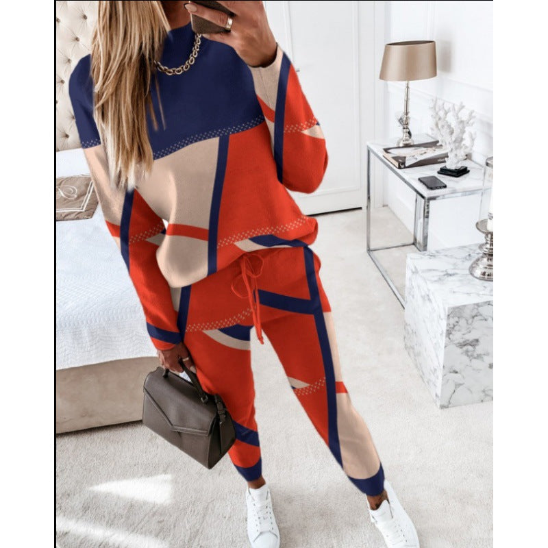 Street-Wave Womens Graphic Sweat Suit With Breathable Comfort For Active Women Everyday Style