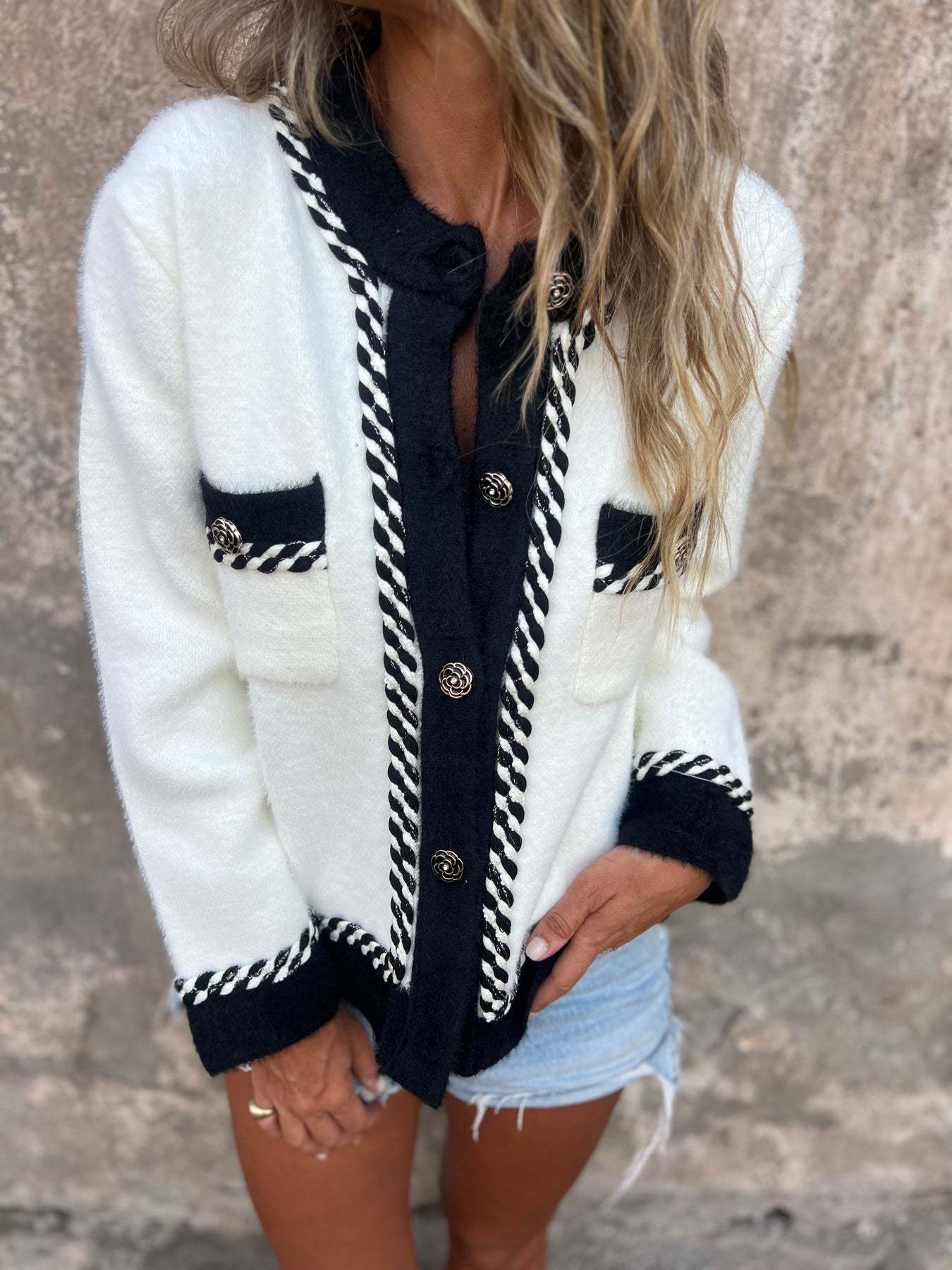 Street-Wave White Contrast Knit Cardigan With Pockets For Women Cozy Chic Everyday Wardrobe
