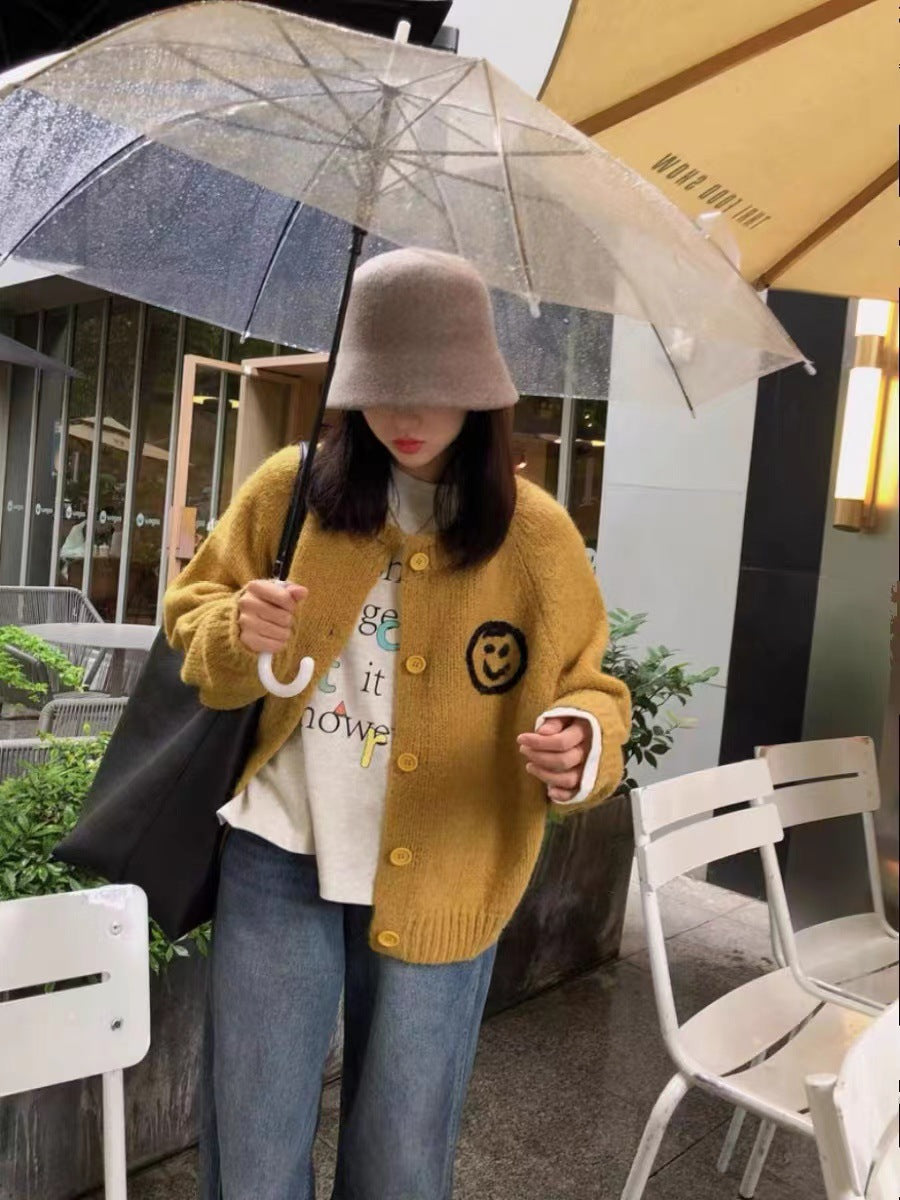 Street Wave Womens Cozy Knit Cardigan With Playful Smile Motif For Everyday Comfort