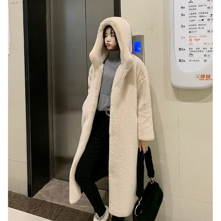 Street-Wave Women Cozy Oversized Coat With High Collar And Side Pockets Plush Warmth