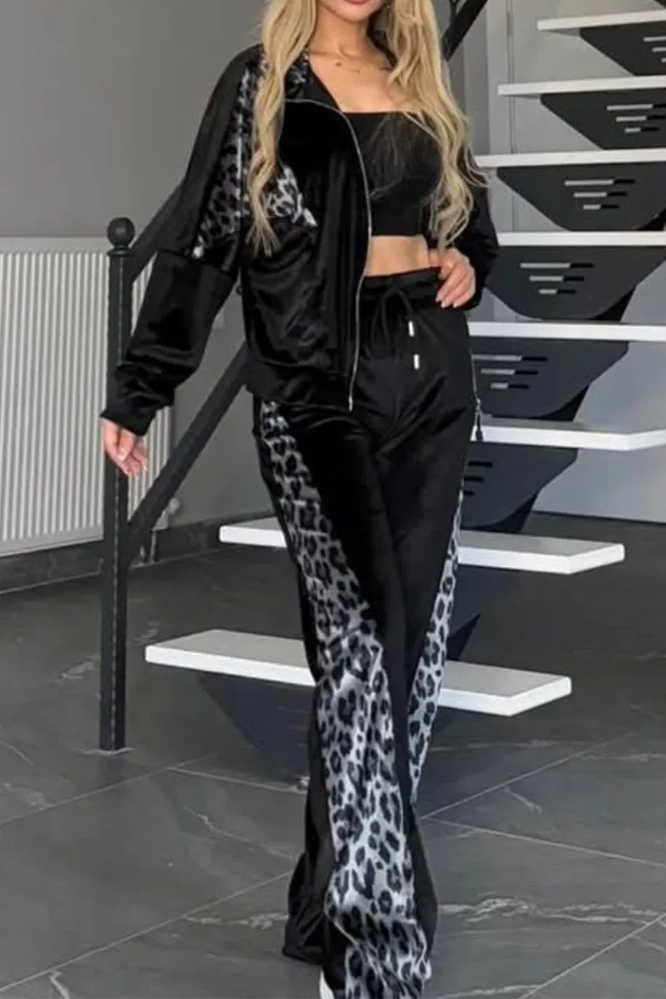 Street Wave Velvet Leopard Print Lounge Set For Women Elegant Cozy Comfort For Home And Leisure