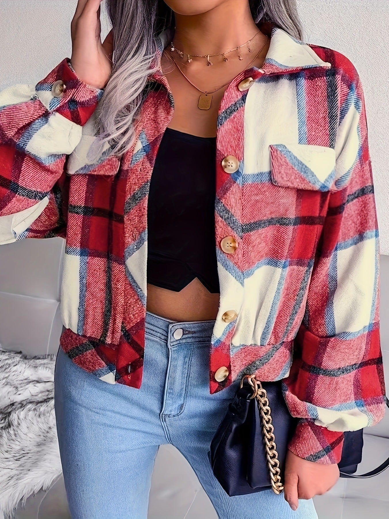 Street-Wave Women's Plaid Shirt Jacket Breathable Cotton Versatile Chic Layer for Casual to Festive