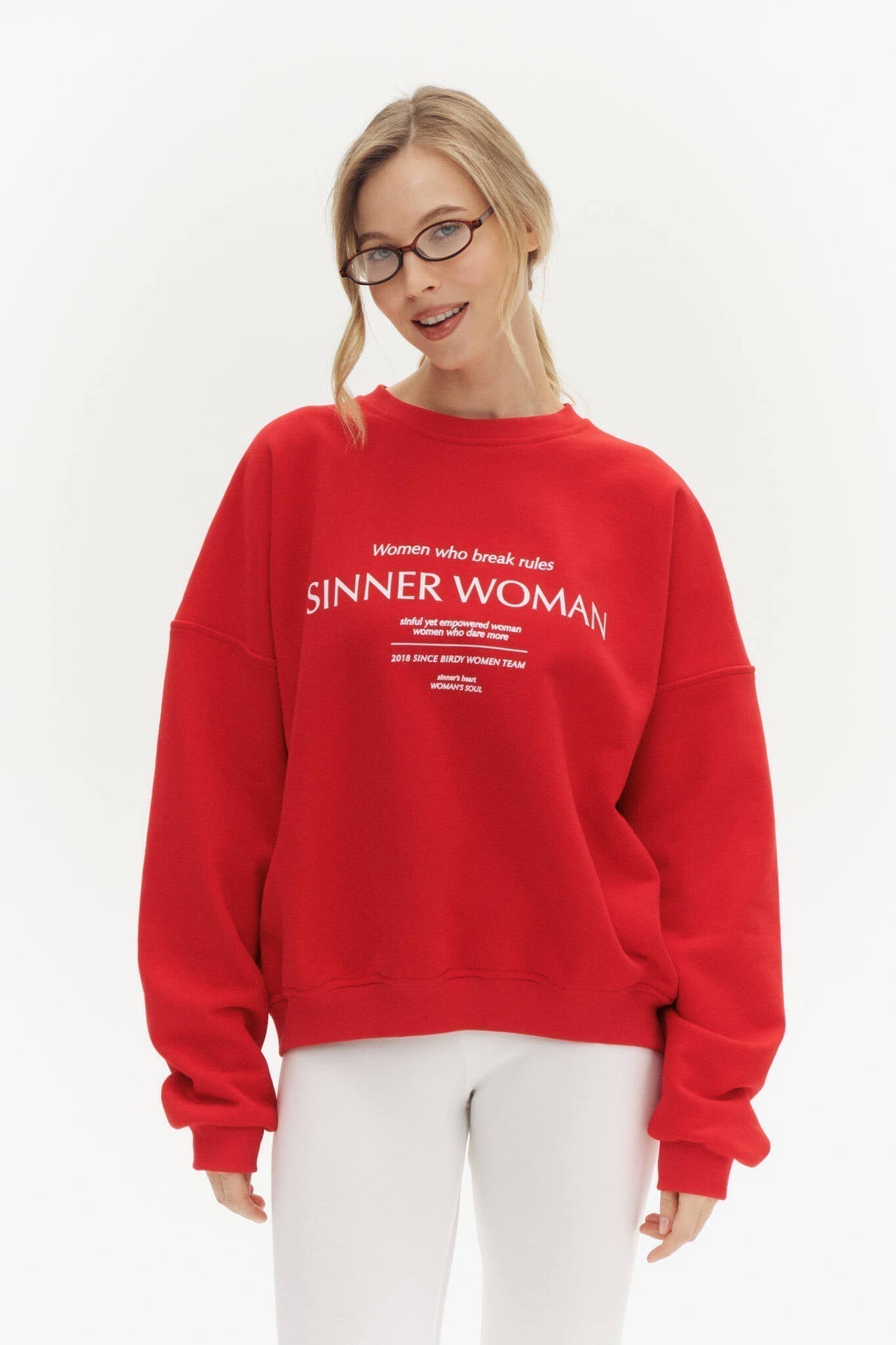 Street-wave Women's Oversized Pink Sweatshirt With Ribbed Hem And Graphic Front