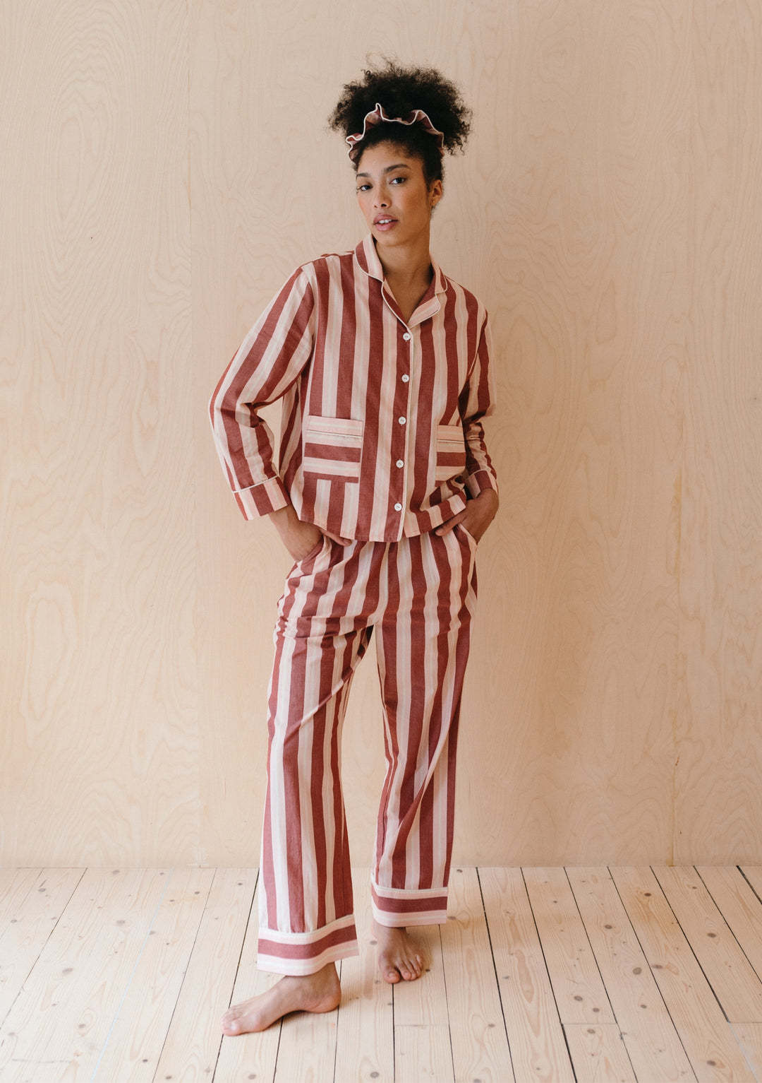 Street Wave Womens Pajama Set Striped Pattern For Cozy Comfort And Elegant Sleepwear For Stylish Women