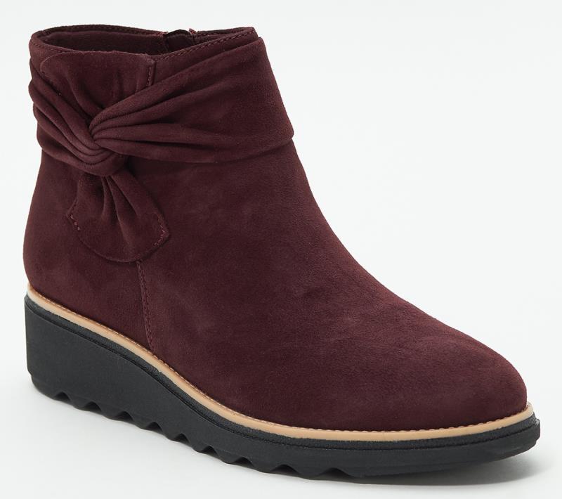 Street-Wave Women Wedge Ankle Boots With Fold Design Suede Upper And Non Slip Sole