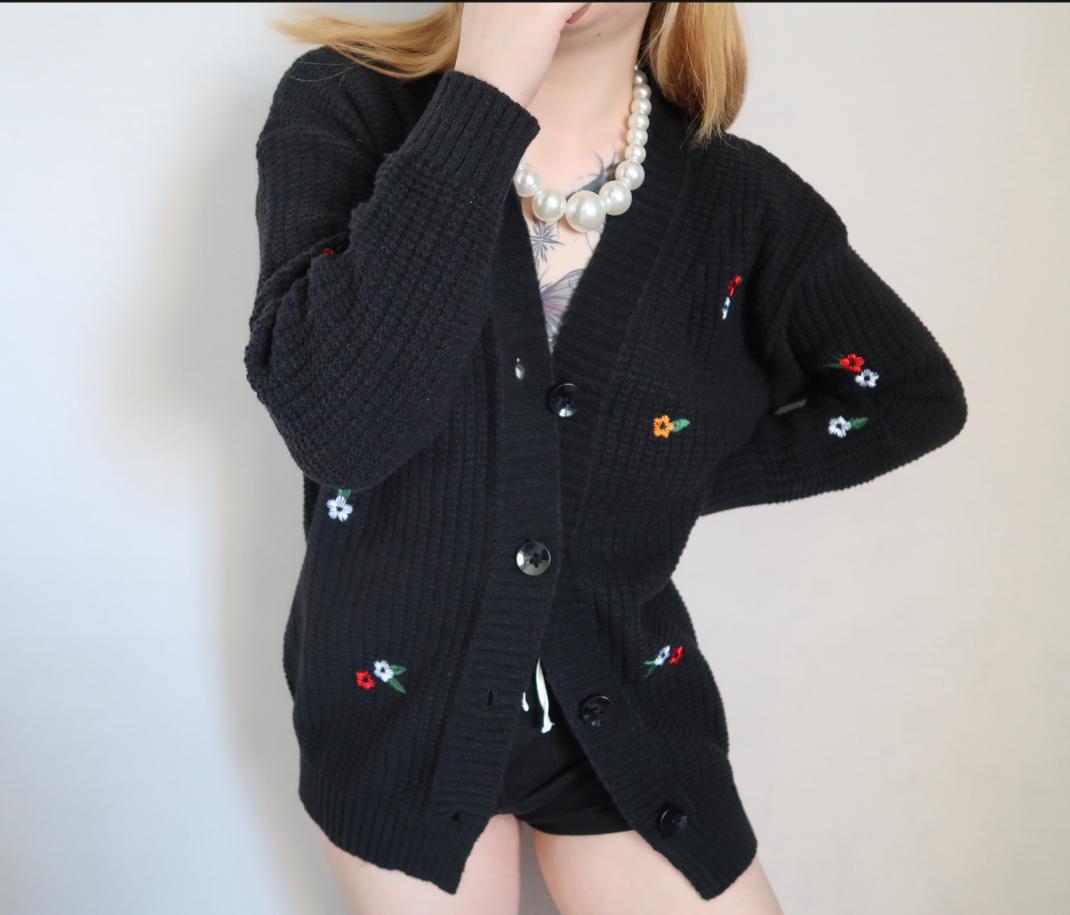 Floral Embroidered Cardigan for Women Streetwave Soft Breathable Knit Cozy Chic Everyday Wear