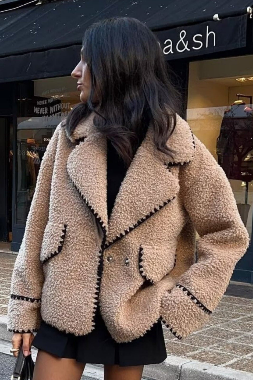 Street-wave Teddy Coat Faux Fur Plush Jacket for Women Cozy Comfort and Trendy Everyday Wear