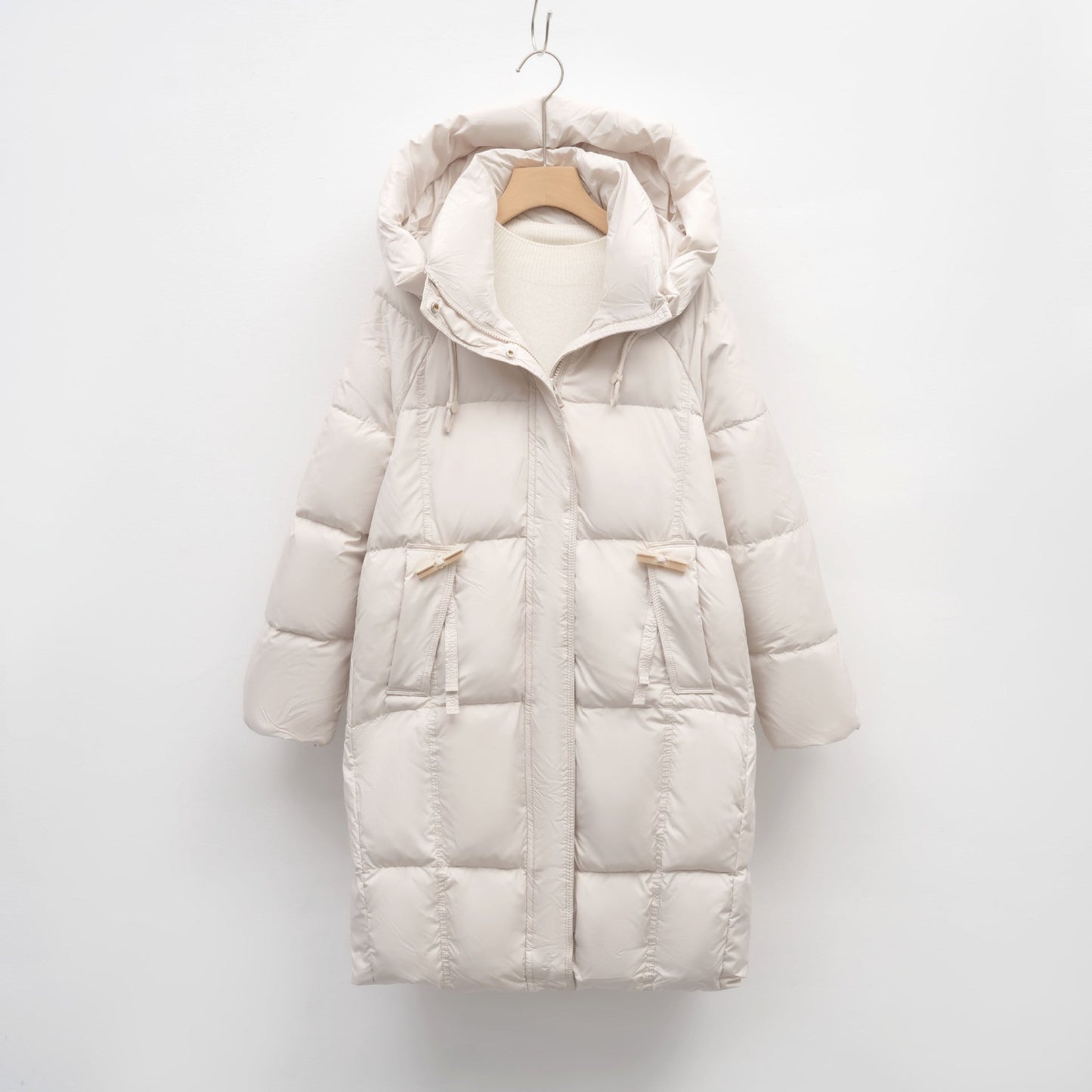Womens Insulated Puffer Jacket With Large Hood And Functional Pockets Streetwave Cozy Warmth For Winter