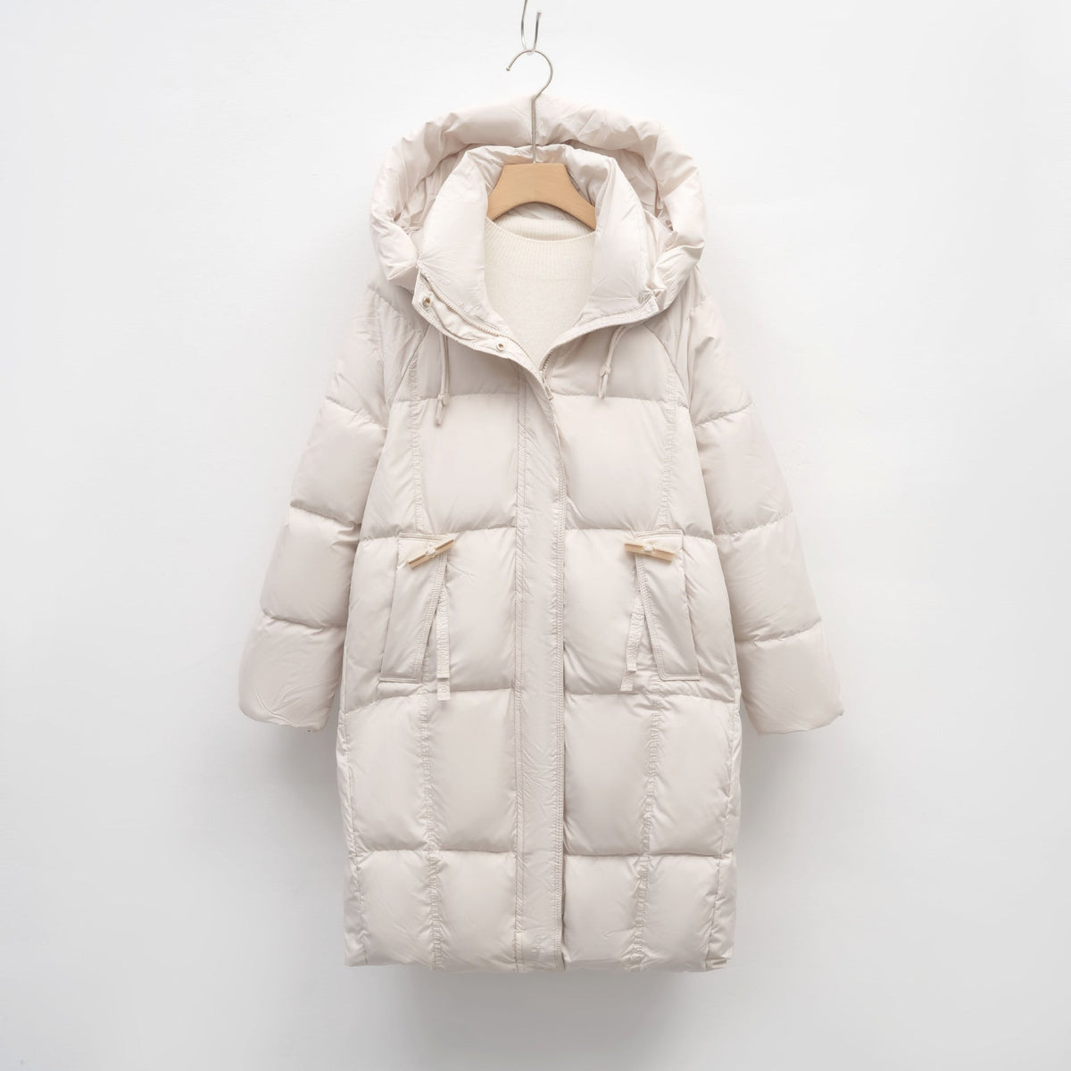 Womens Insulated Puffer Jacket With Large Hood And Functional Pockets Streetwave Cozy Warmth For Winter