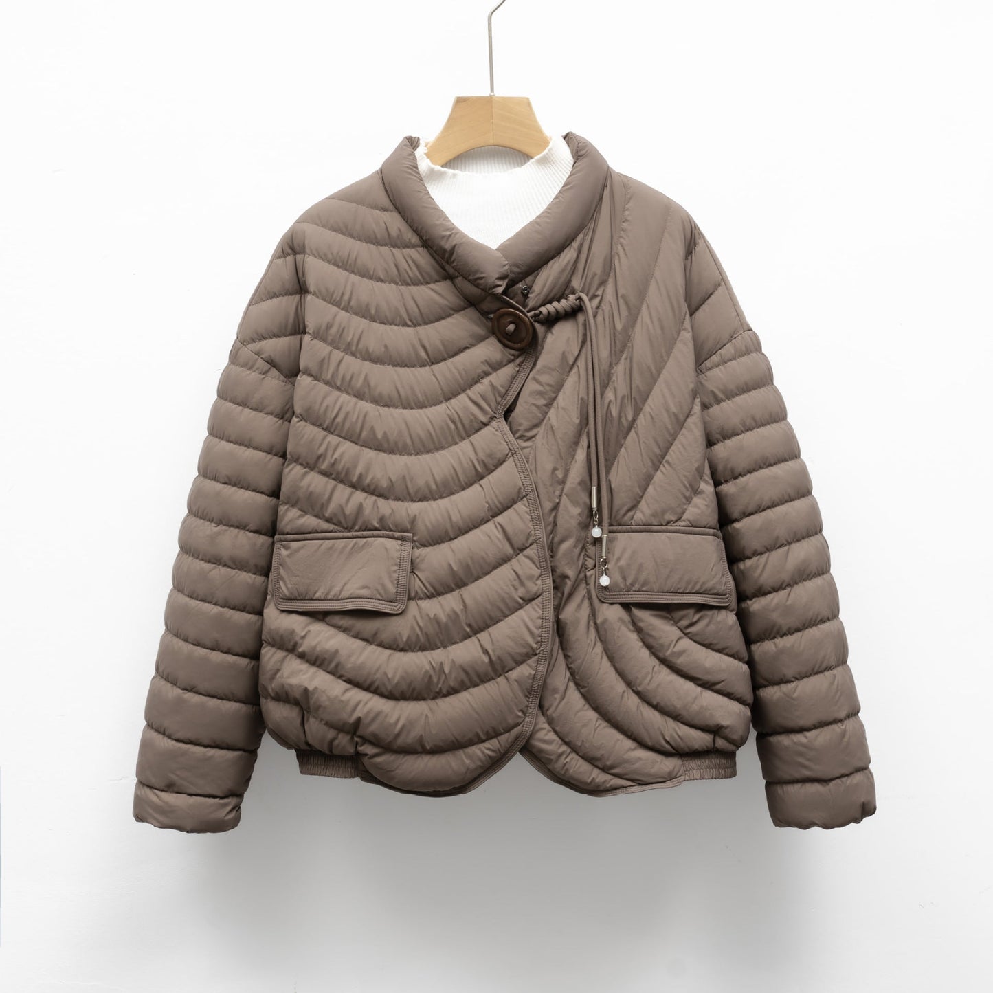 Street-wave Women Quilted Puffer Jacket With Chic Asymmetric Design And Practical Pockets