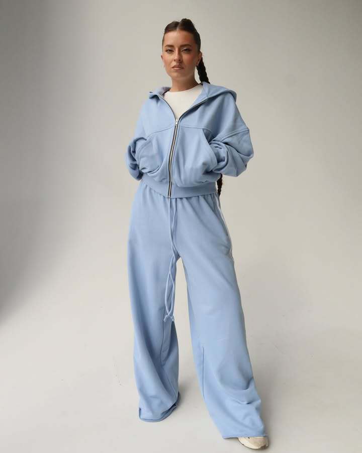 Street-Wave Women Sport Lounge Set Cropped Zip Hoodie Wide Leg Joggers Trendy Athleisure for Leisure and Fitness