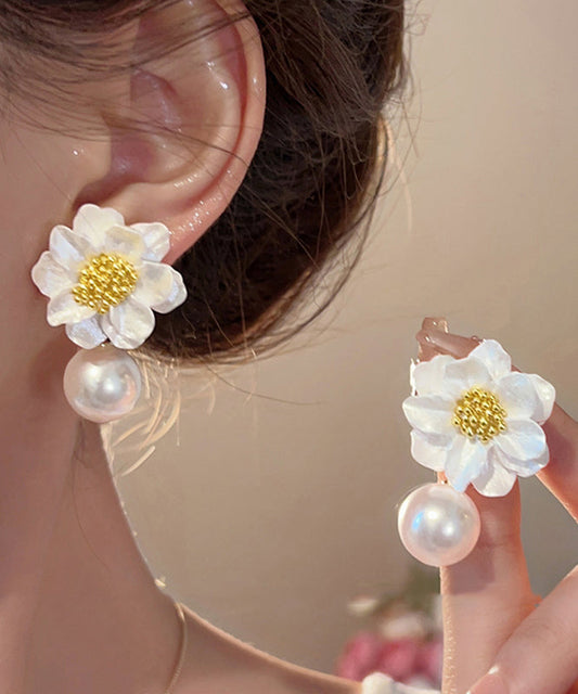 Boucles d'oreilles à tige en alliage acrylique blanc au design original, motif floral et perles - Street-Wave