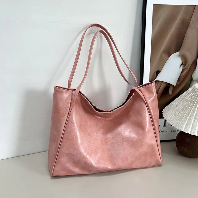 Street-Wave Leather Handbag Bordeaux For Modern Women Soft Luxury Leather With Spacious Interior