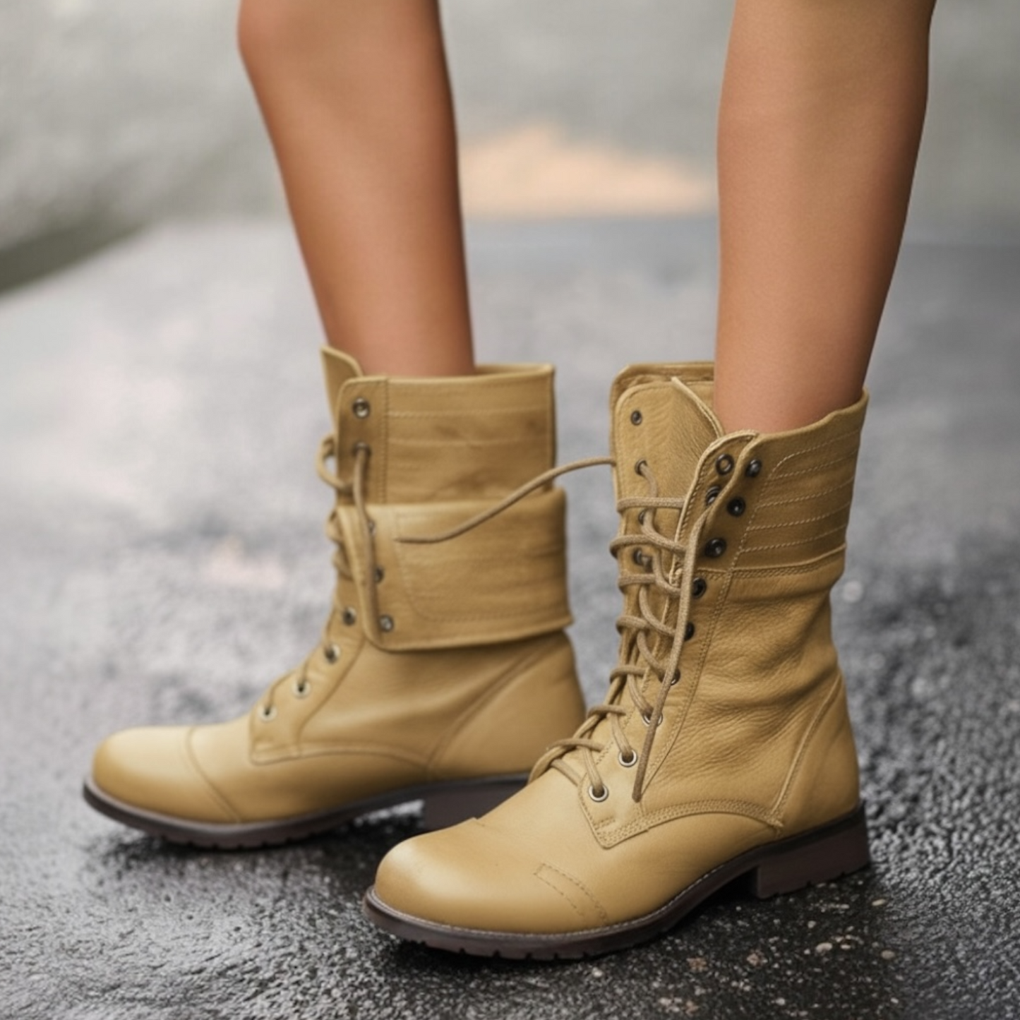 Women's Lace-Up Boots with Vintage Style and Durable Design