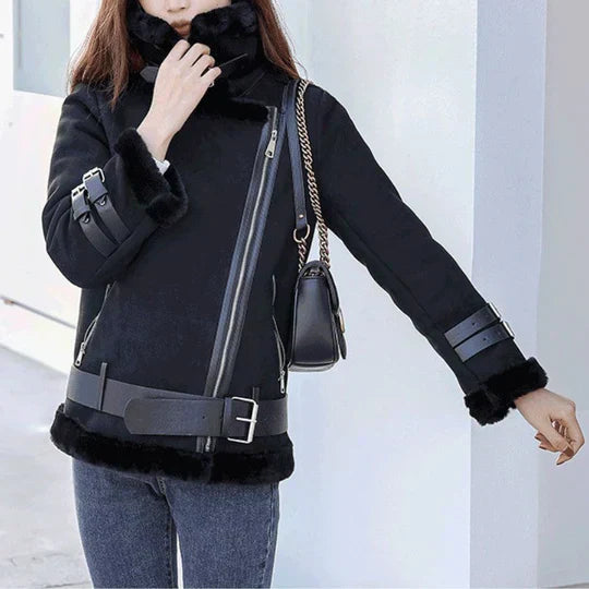 Street-Wave Winter Jacket With Wide Lapels For Women Warm And Elegant Outerwear For Everyday Style