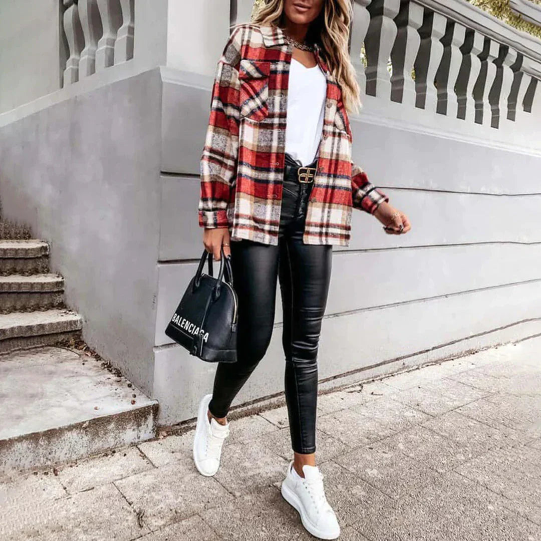 Street-wave Plaid Warm Vest for Cold Weather Perfect Layering Piece for Fashion Forward Professionals