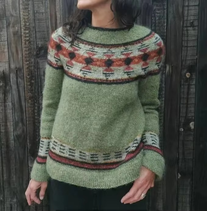 Color Block Loose Fit Women’s Knitwear Top with Round Neck and Full Sleeves