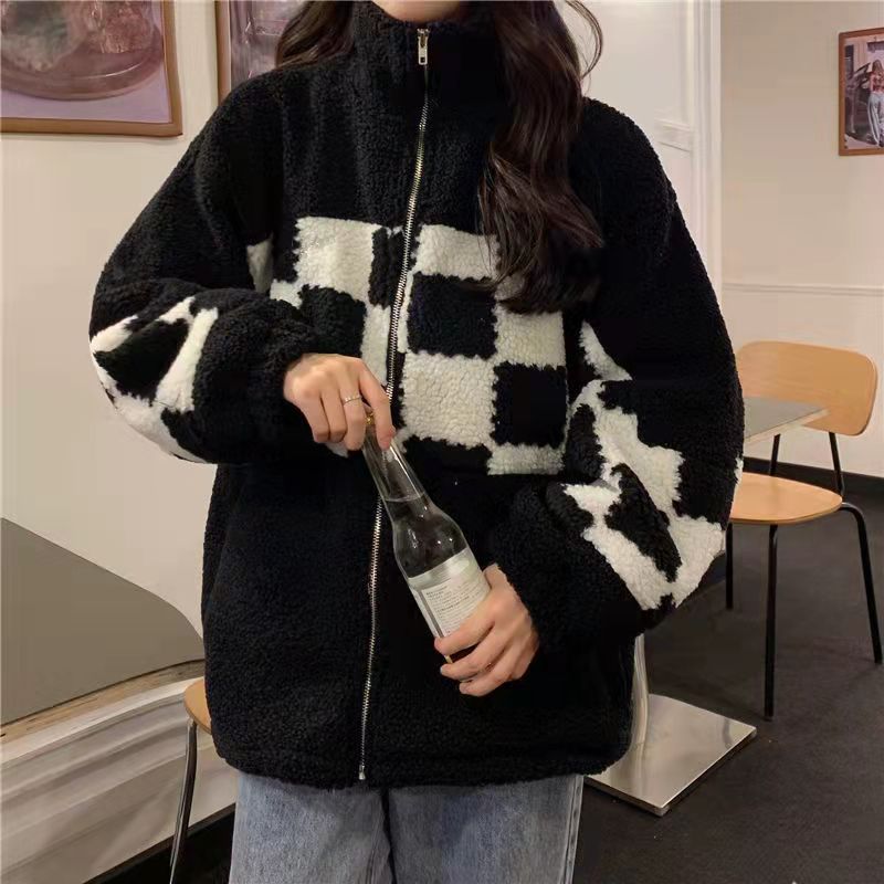 Street-Wave Thick Fleece Jacket For Women Ultra Warm Cozy Comfort Outerwear For Cold Weather And Everyday Street Style