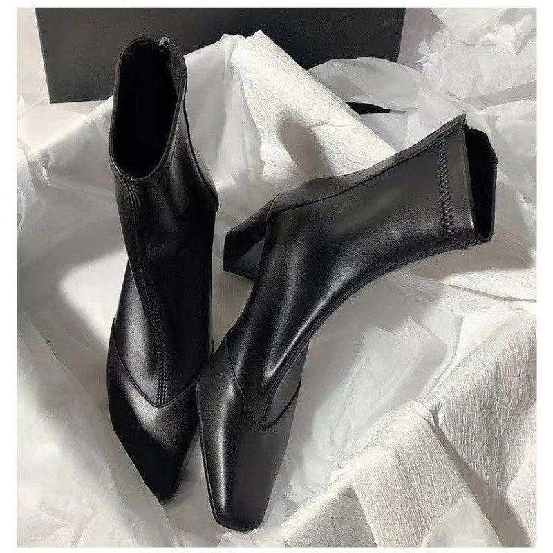 Street-Wave Chunky Heel Boots With Pointed Toe For Bold Women Fashion Forward Street Style Everyday Edgy Look