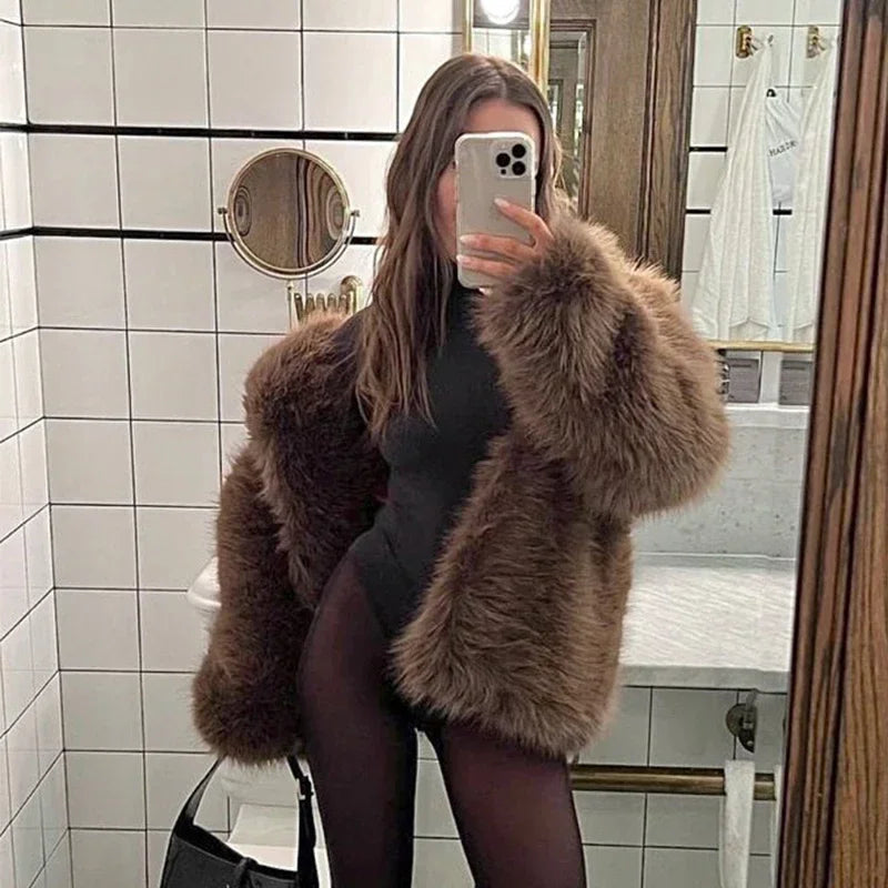 Street Wave Women Faux Fur Coat For Elegant Look Warmth And Confidence Everyday Luxury Outerwear
