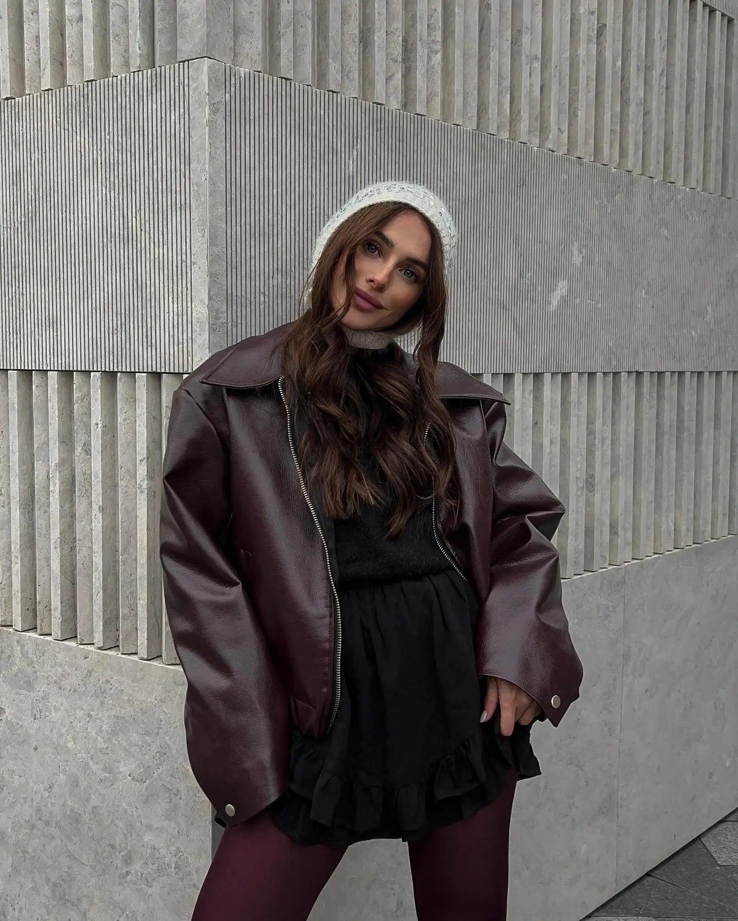 Street-wave Burgundy Leather-Look Jacket For Urban Explorers With Durable Polyester And Zipper Closure Front Pocket