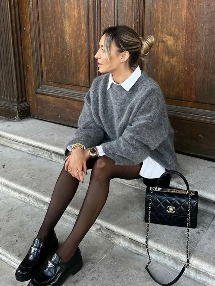 Street-wave Oversized Fluffy Knit Pullover For Women Cozy Warmth Modern Winter Streetwear