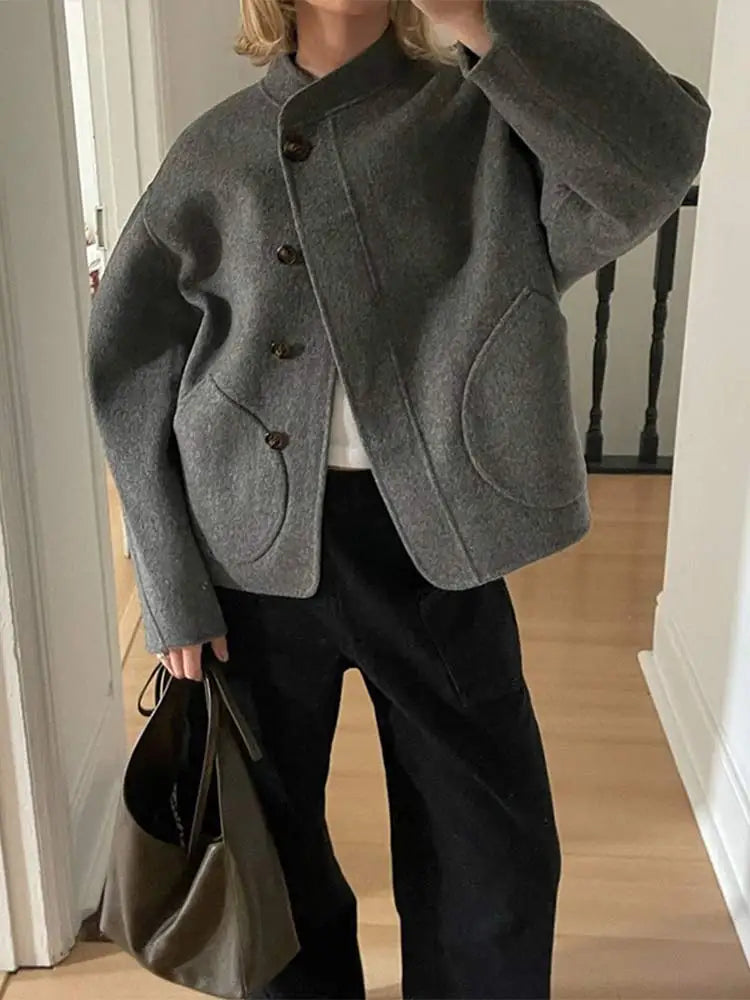 Street-wave Oversized Coat For Women Premium Wool Blend Cozy Yet Bold Outerwear Essentials