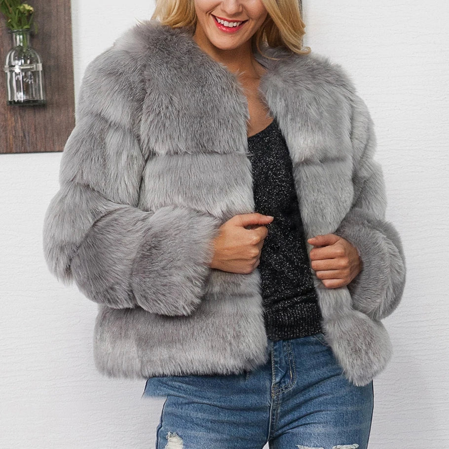 Street Wave Lux Faux Fur Coat For Women Soft Plush Warmth And Chic Style Everyday Luxury