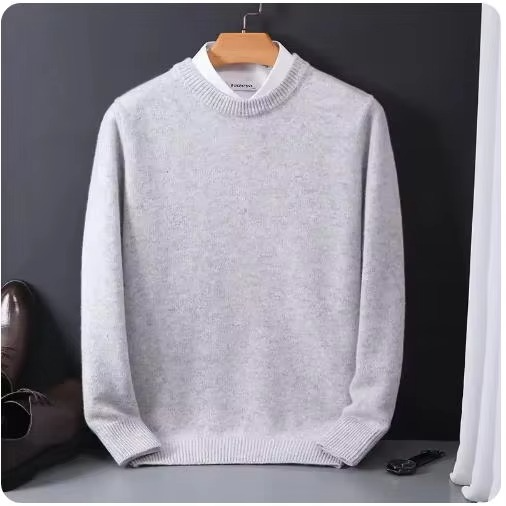 Street-Wave Classic Cashmere O-Neck Navy Men's Sweater Knit Pullover for Soft Warmth and Refined Comfort
