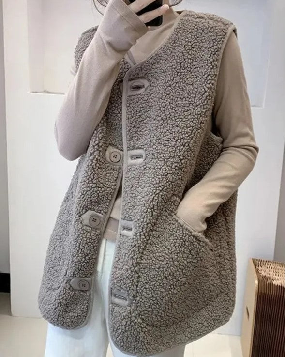 Street Wave Wool Vest Luxury Cozy Lamb Wool Gilet For Women Winter Style And Everyday Warmth