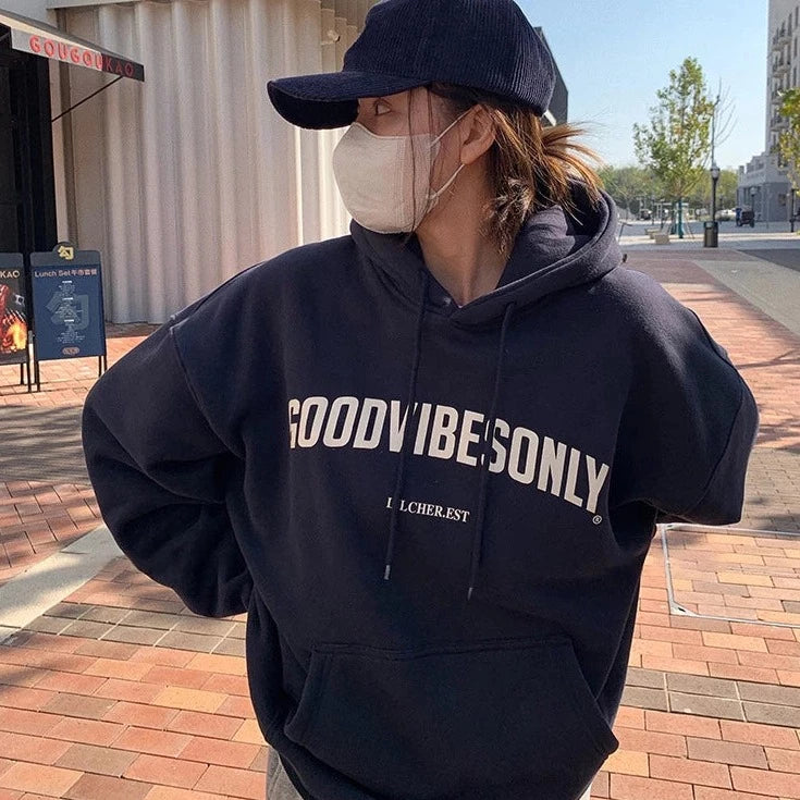 Street-wave Printed Sweatshirts for Cozy Warmth and Versatile Style Unisex Fit for Streetwear Fans