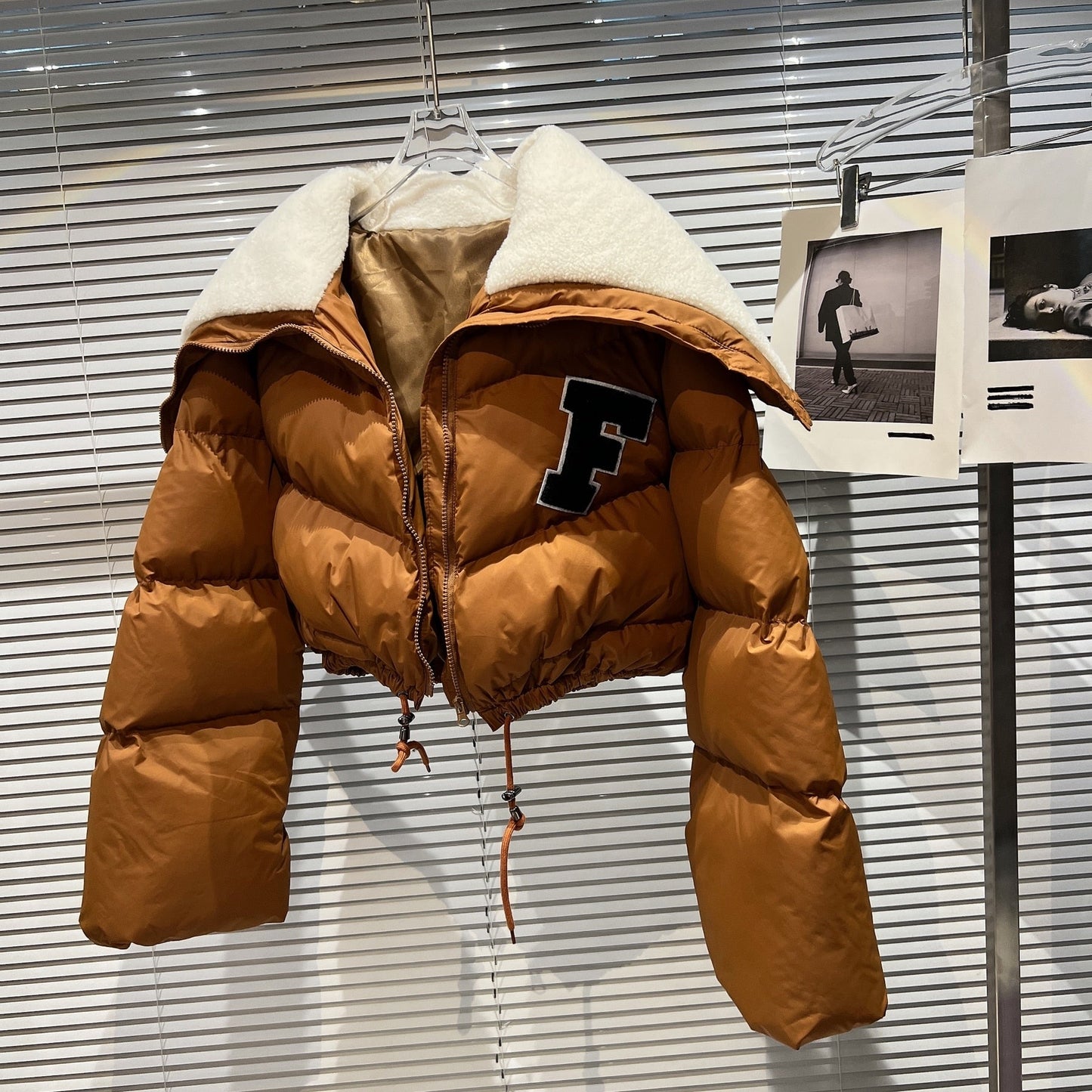 Street-wave Cropped Puffer Parka For Women Lightweight Warmth With Drawstring Waist Soft Quilted Coat
