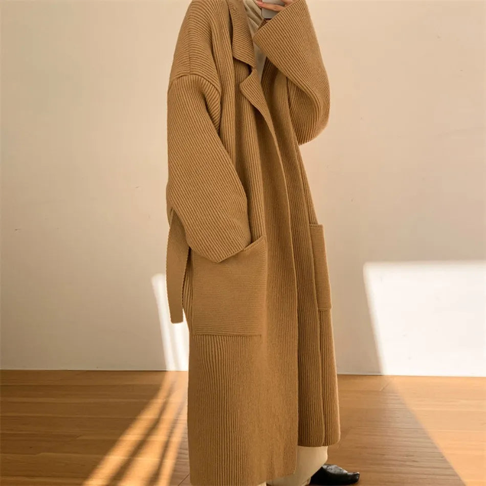 Street Wave Waterproof Knit Coat For Women With Weatherproof Comfort For Outdoor Adventurers