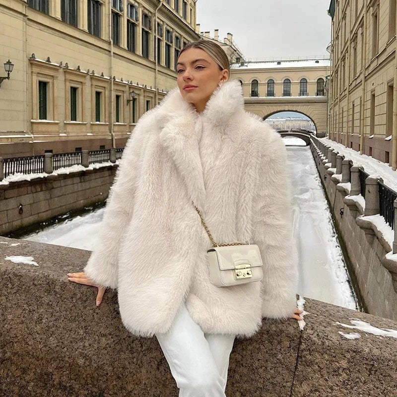 Street Wave Women Faux Fur Coat For Elegant Look Warmth And Confidence Everyday Luxury Outerwear