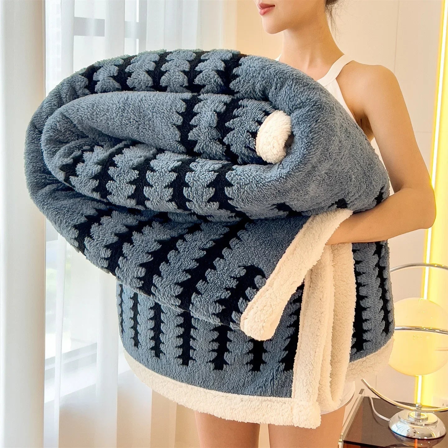 Contemporary Flannel Blanket With Plush Sherpa Fleece