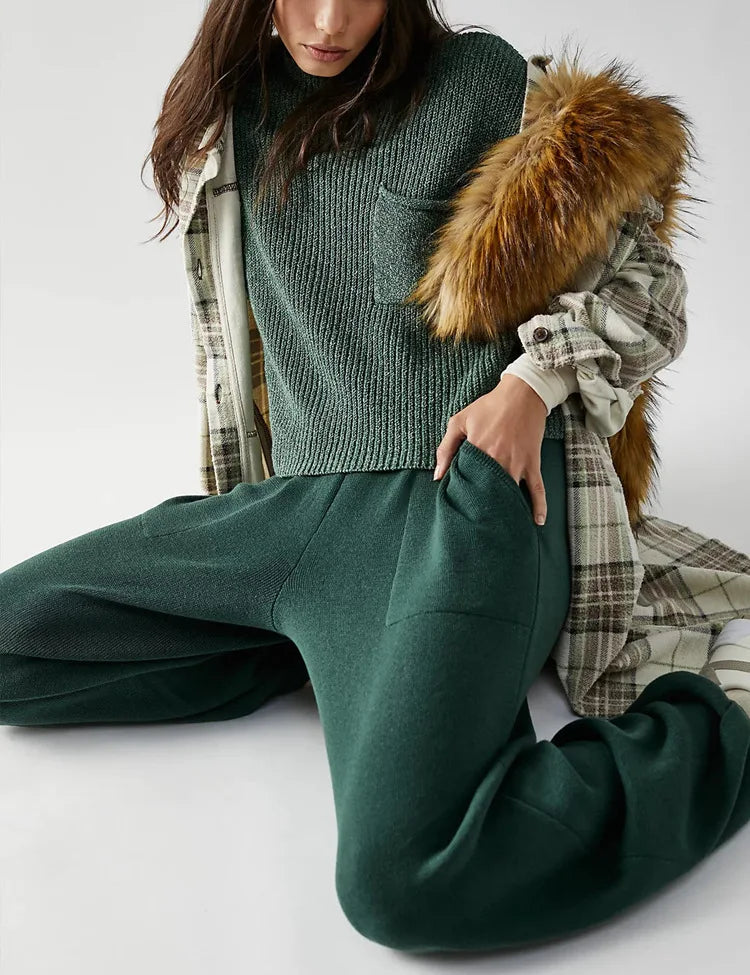 Street-Wave Knit Cardigan Vest For Women Warm Flattering Fit With Pocket Casual Winter Layering Essential